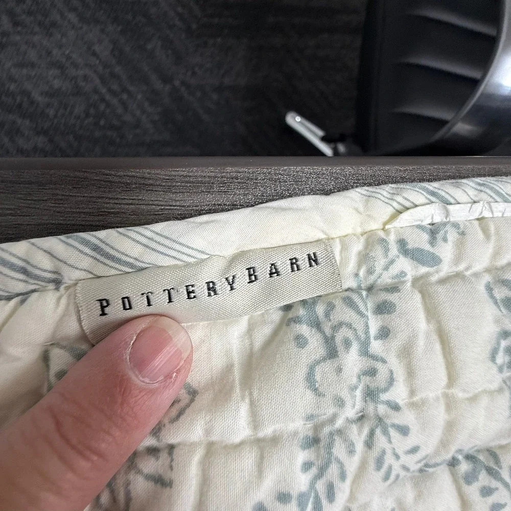 Pottery Barn Blue Floral Medallion Quilt Set King Reversible Cream 3pc